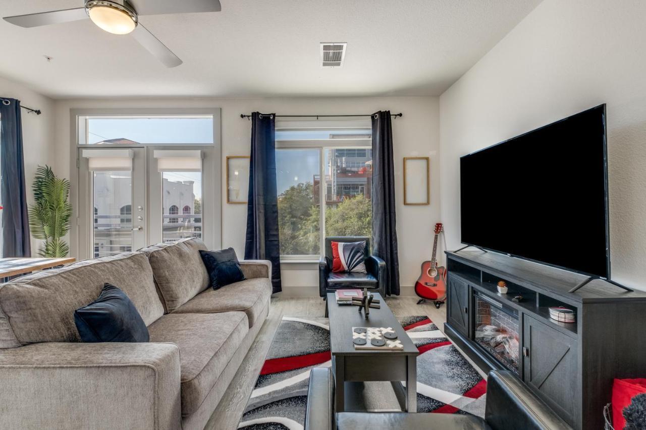 Radiant Condo On The Riverwalk 1325 San Antonio Exterior foto